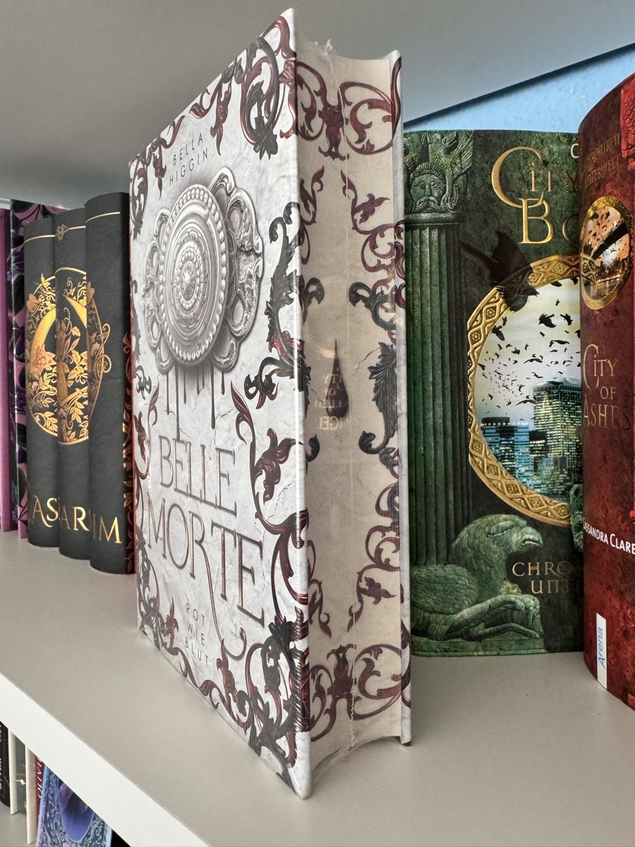 Bücher: Belle Morte mit Farbschnitt und Charakterkarte – Neu und originalverpackt aus Rüti ZH von liz_6d76 1