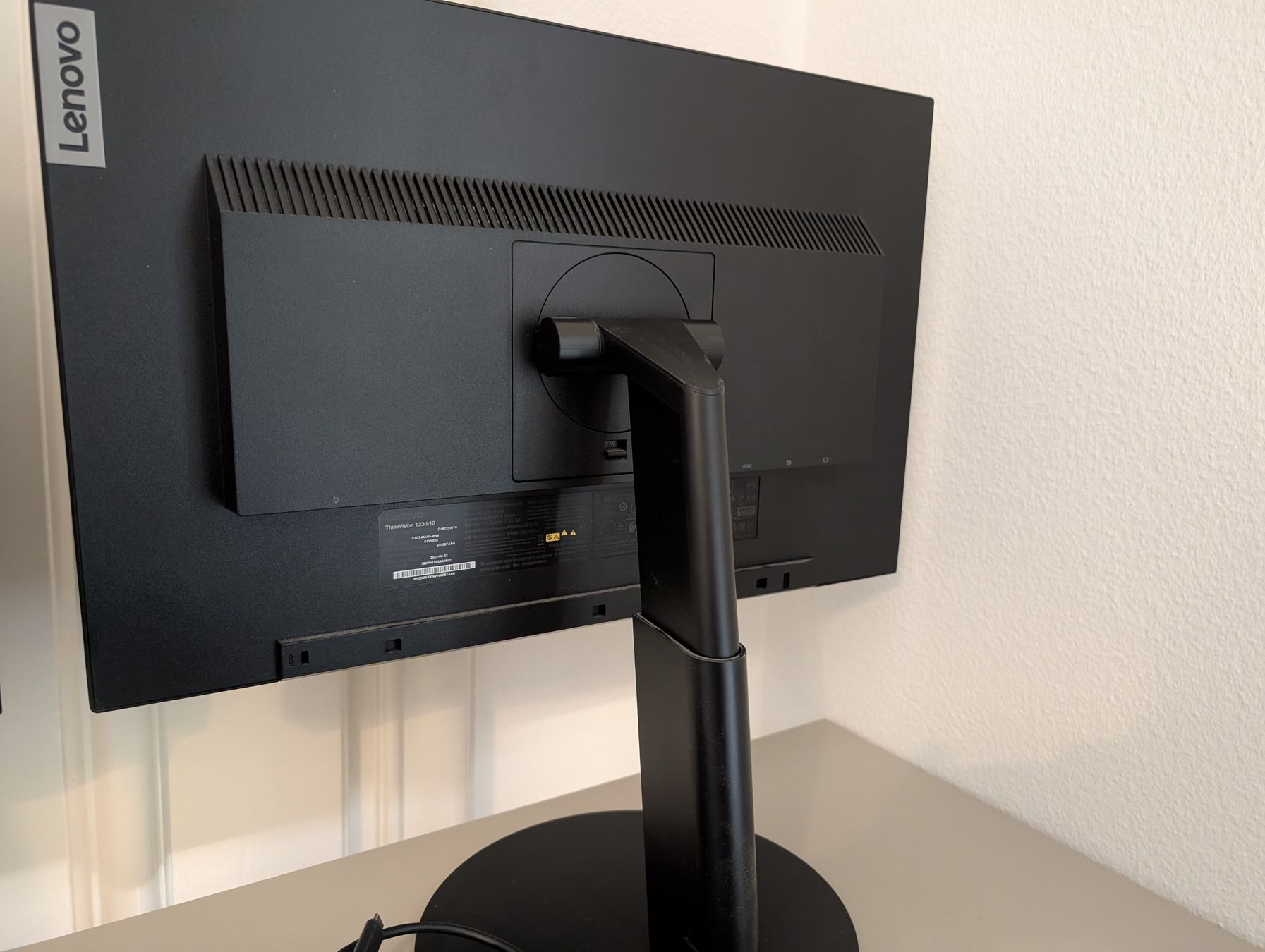 Lenovo Monitor: Lenovo Bildschirm  – Usato da Basel venduto da jul_bd2l 1