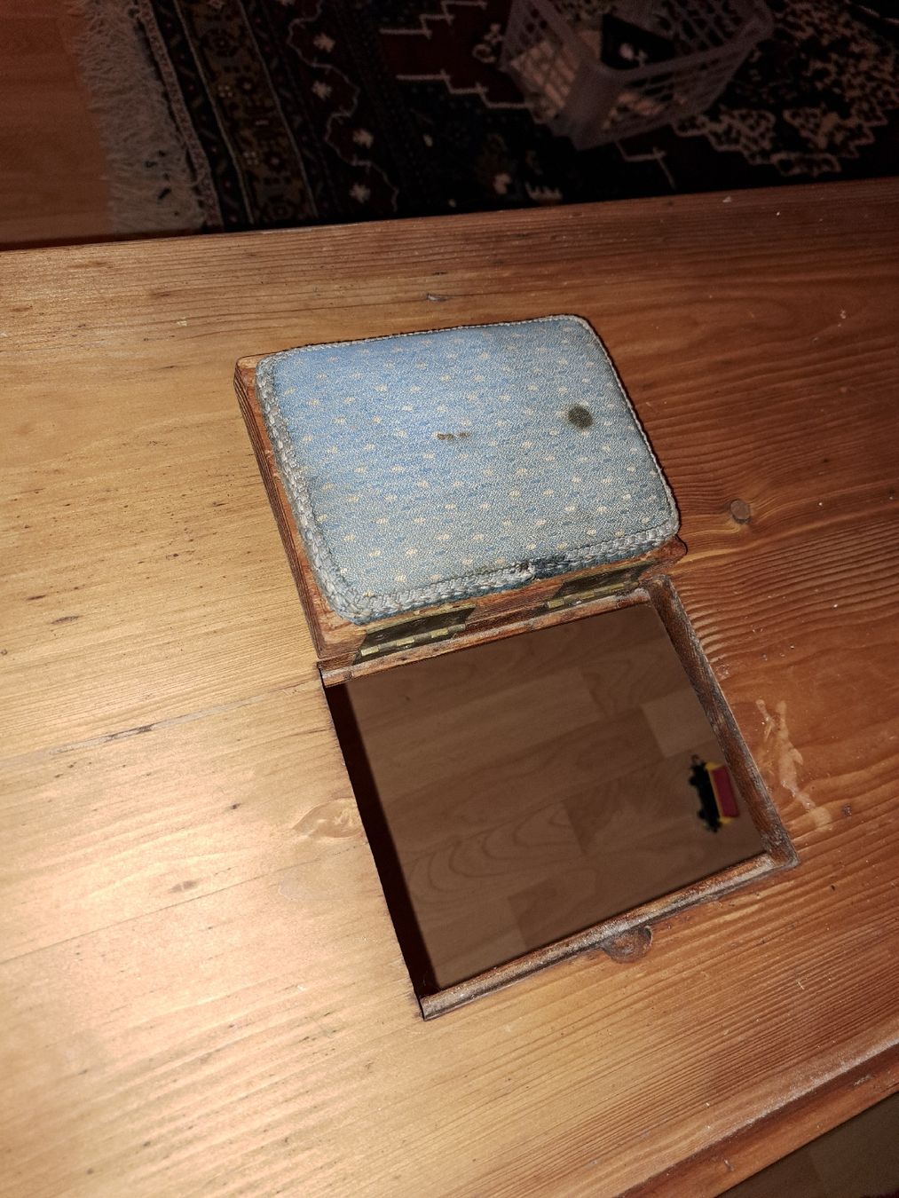 Panchine: Antike Schul Bank mit Aufklappfächer Tintenfächer – Usato da Kölliken venduto da Upcycling-by-Mc-TAM 4