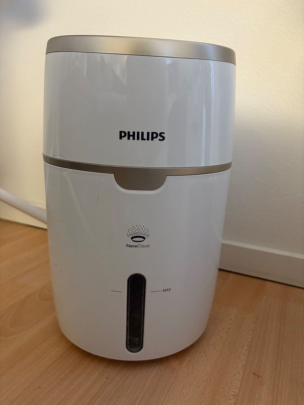 Philips Umidificatori d'aria: Philips Luftbefeuchter, inkl 2 Filter-nur 1 Saison gebraucht – Nuovo (secondo la descrizione) da Bülach venduto da ramonao 1