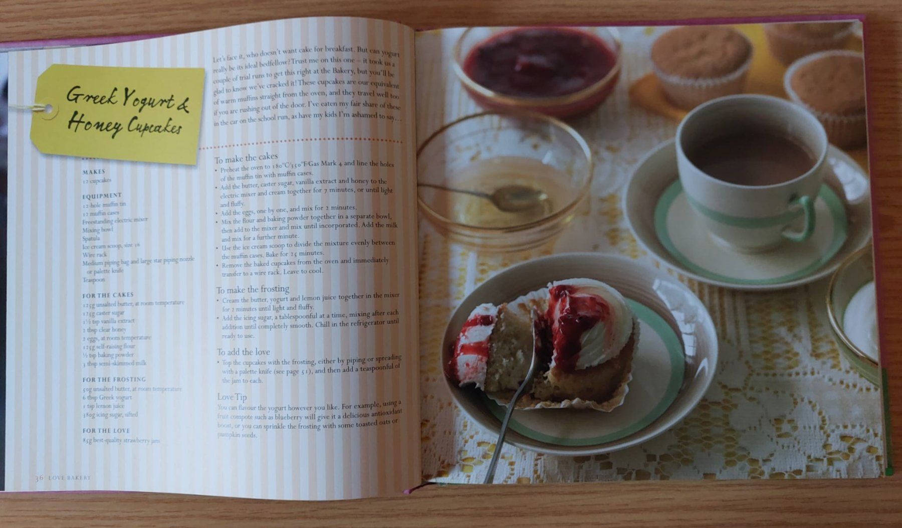 Libri: Cupcakes from the Heart - Backbuch - Samatha Blears – Usato da Urtenen-Schönbühl venduto da Kahru 5
