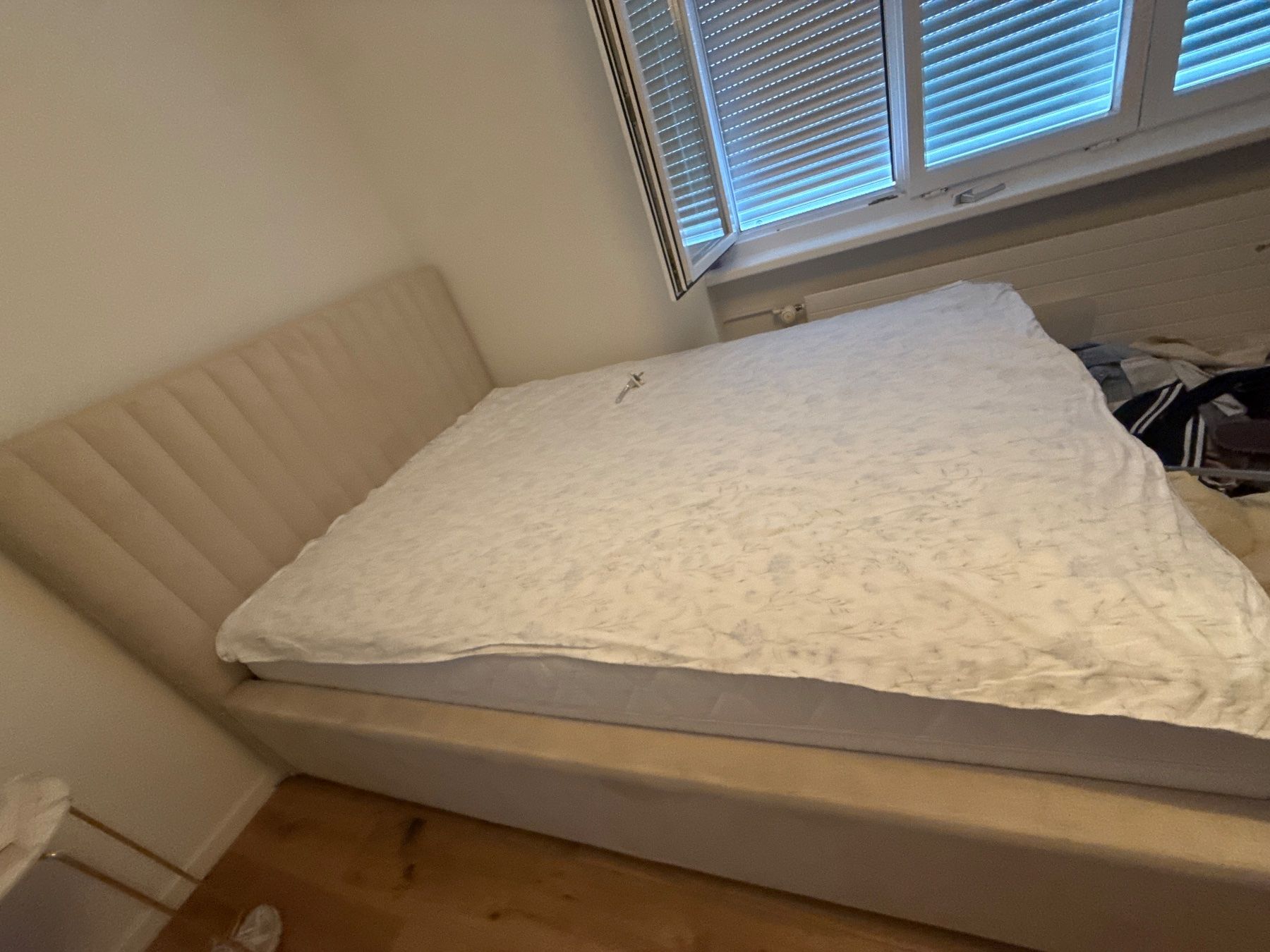 Betten: Bett – Gebraucht aus Wattwil von ral_ybh2