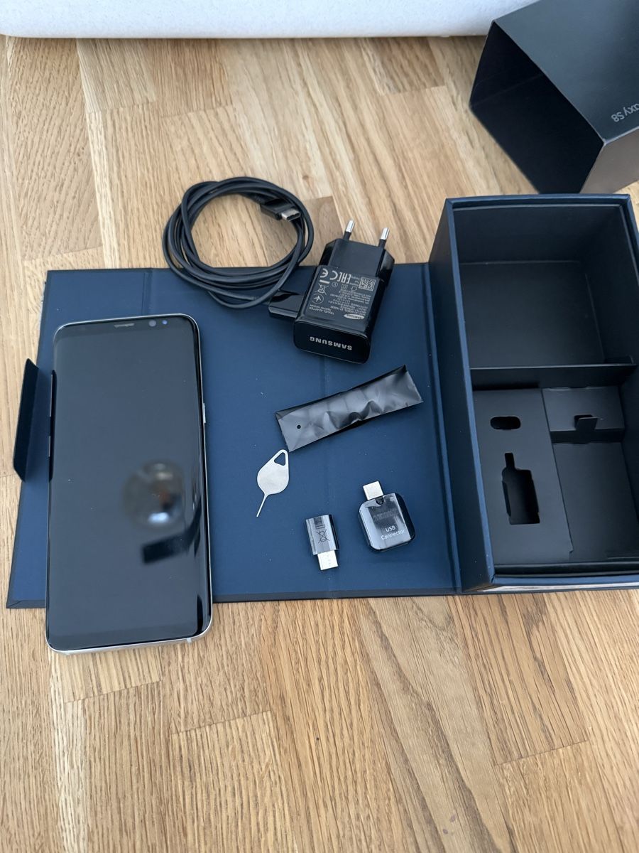 Samsung Telefoni cellulari / Smartphones: Samsung Galaxy S8, 64GB  – Usato da Wahlen b. Laufen venduto da DeJota 5