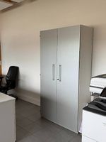 Echo Büroschrank mit Drehtüren 100 × 189 × 42 cm, grau
