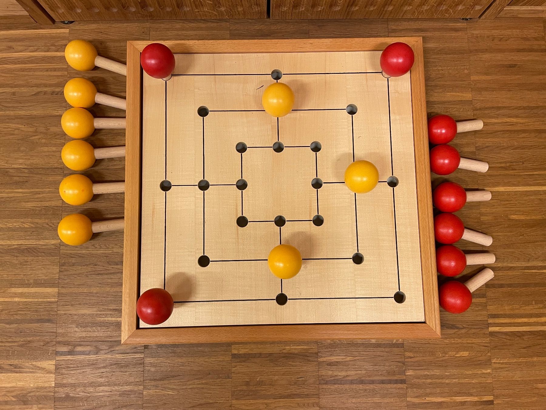 Giochi: Neuwertiges Holz Mühlenspiel – Usato da Luzern venduto da mareika 1