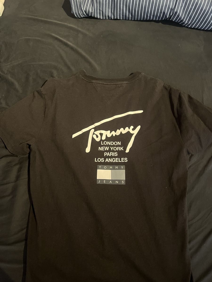 Tommy Hilfiger T-shirt: Tommy Hilfiger T-shirt – Nuovo (secondo la descrizione) da Däniken SO venduto da jschenker27 1