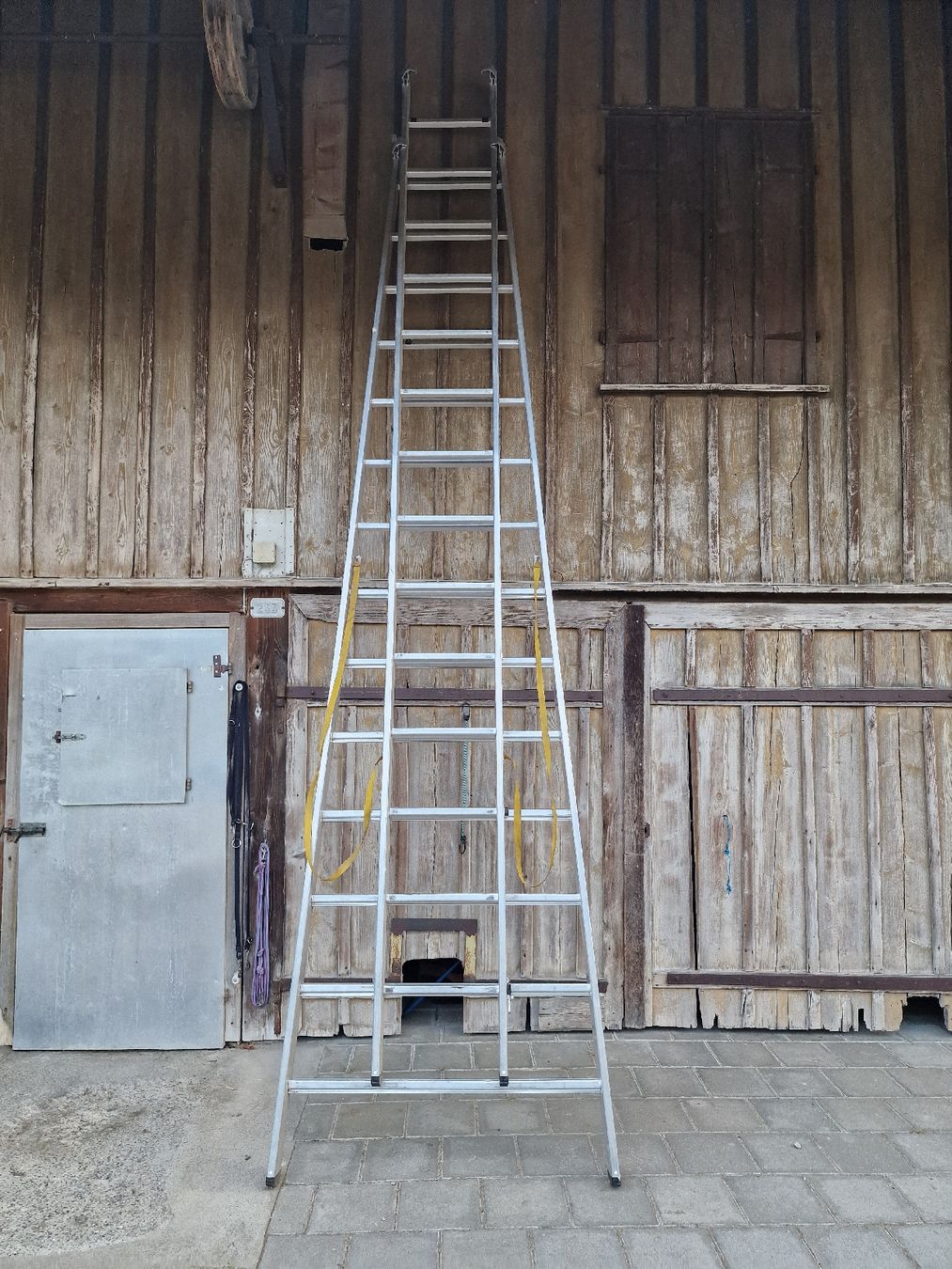 Zarges Scale: Zarges Leiter 6.90m – Usato da Niederbüren venduto da Geeo