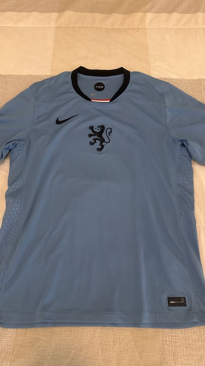 Nike Canottiere & Pantaloni: Netherlands Jersey 2025/2026 – Nuovo (secondo la descrizione) da Oberrieden venduto da jon_5cl2 2