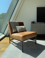 Schöner, moderner Ledersessel in Cognac