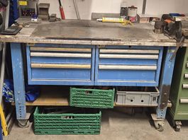2x Lista Werkzeugschrank inkl. einige Werkzeuge