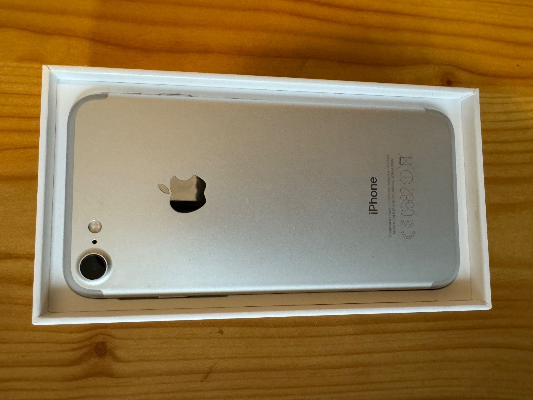 Apple Telefoni cellulari / Smartphones: Apple Iphone 7 - 128GB – Usato da Le Grand-Saconnex venduto da mordjane1996 4