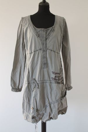 Robe DESIGUAL taille 44