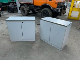 2 Armadietti da ufficio con ante