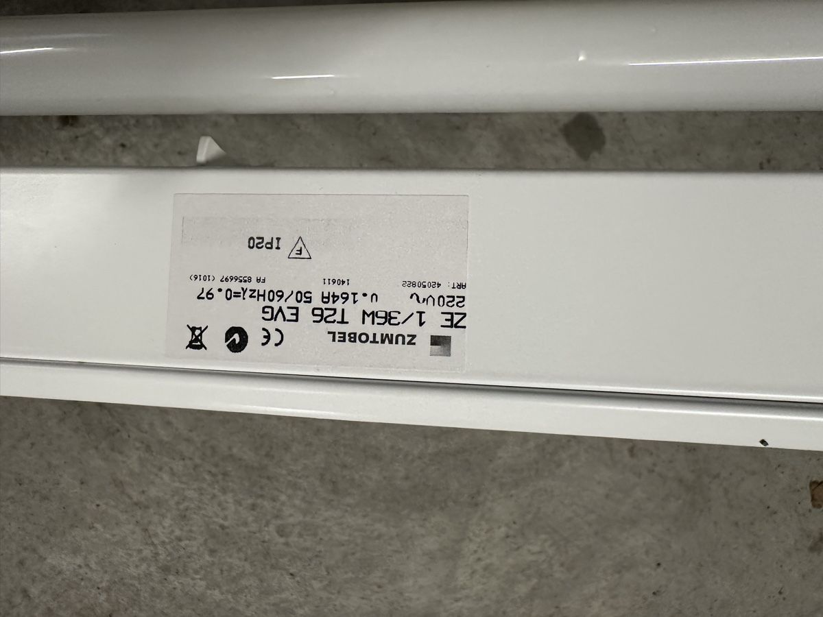 Zumtobel Lampes: Deckenleuchte – D'occasion à Samstagern par inf_w5ct 1