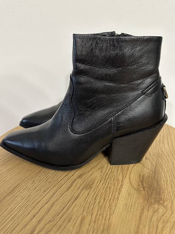 Scarpe da donna: Stiefeletten aus Leder Kazar – Usato da Visp venduto da inf_7cg2 4