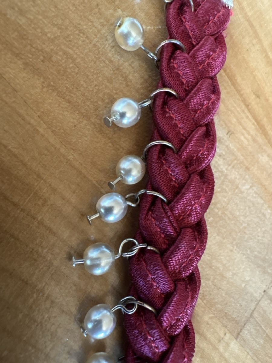 Armbänder & -reifen: Armband Textil mit Perlen / Modeschmuck – Gebraucht aus Rümlang von Sambas19 1