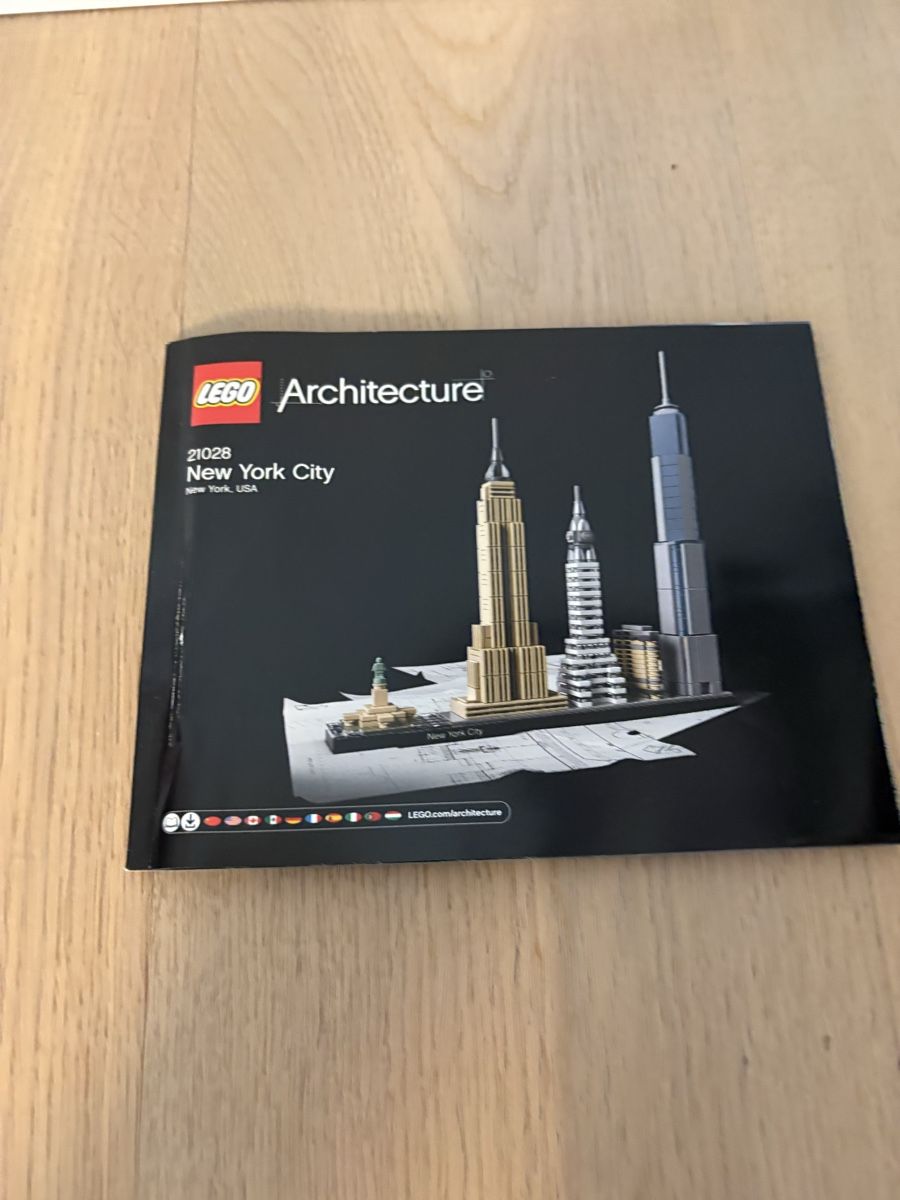 Lego Kit di costruzioni: Lego 21028 New York City – Usato da Wabern venduto da libera82 2