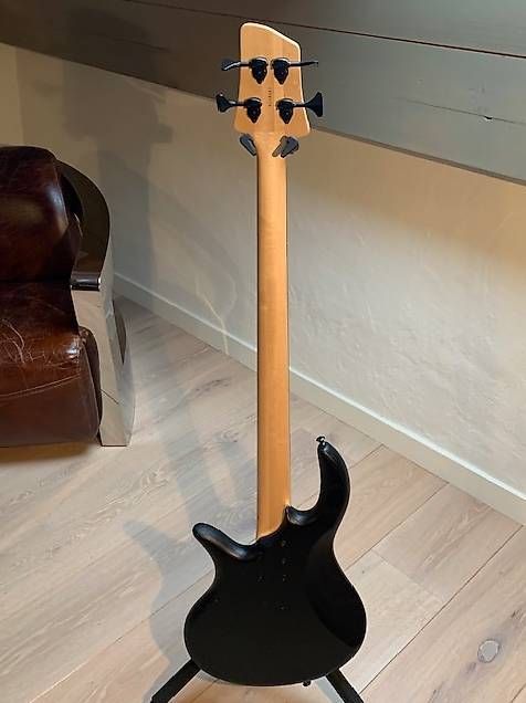 Strumenti musicali: Elrick E volution 4- Bass Guitar -Comme neuf – Usato da Begnins venduto da yin_2k7m 1
