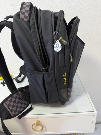 Rucksack Satch schwarz guter Zustand 40 Zeichen