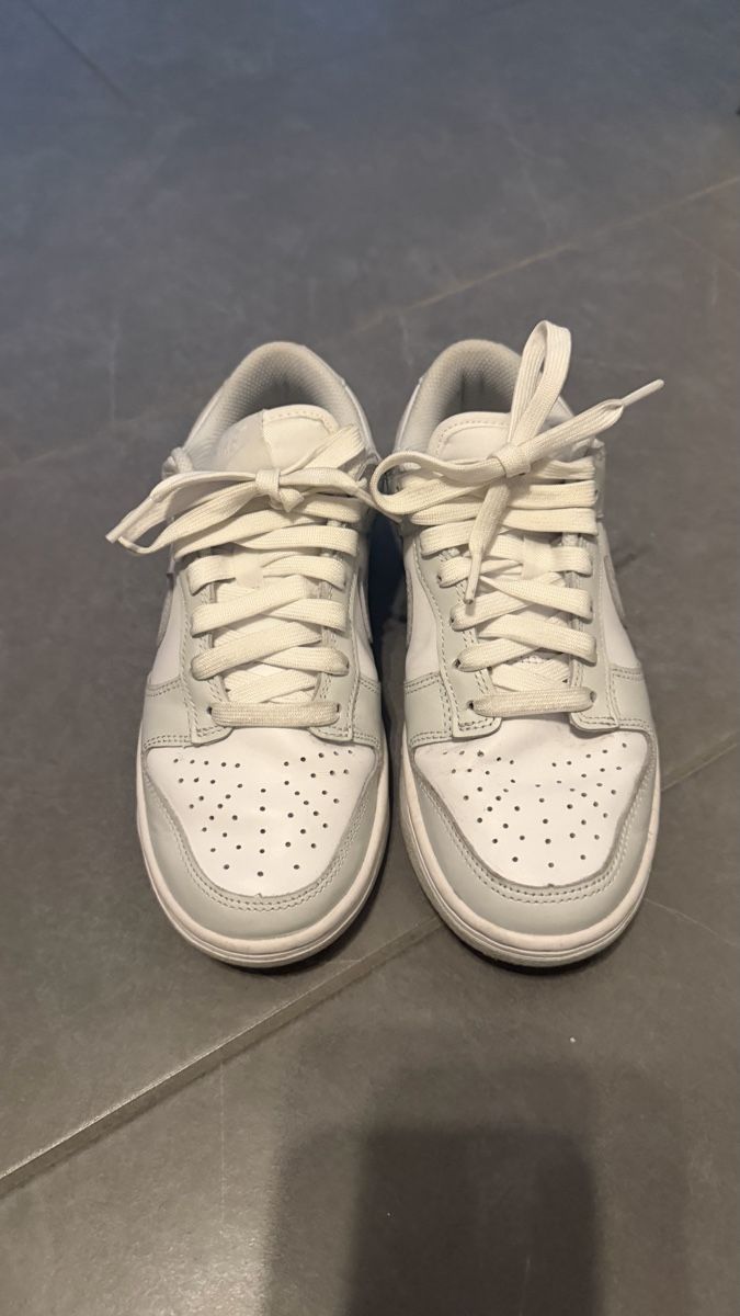 Scarpe da uomo: Nike Air Force Schuhe – Nuovo (secondo la descrizione) da Seuzach venduto da aes_xj6f