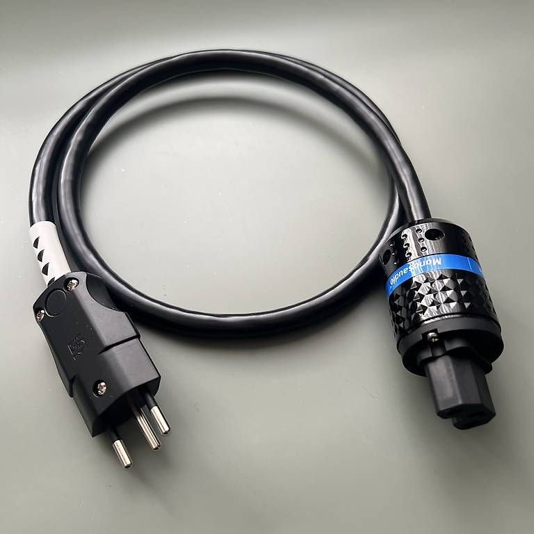 Cavi: MCRU Reinkupfer Netzkabel mit Schweizerstecker 1m – Nuovo e nell'imballaggio originale da Adlikon b.Regensdf venduto da Cabelking_87 1