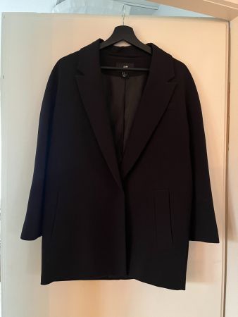 Black oversized blazer