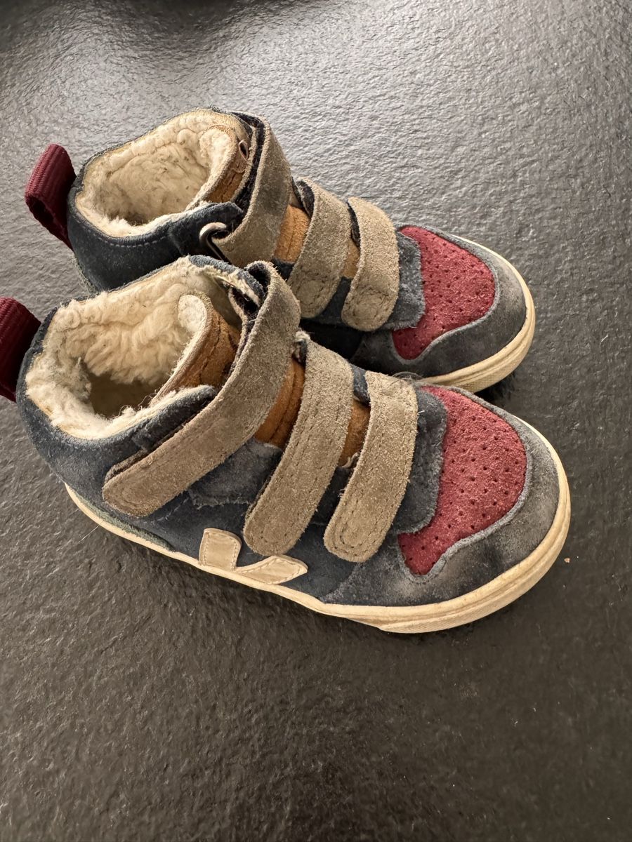 Veja Scarpe per ragazzi: Veja Kinderschuh – Usato da Davos Platz venduto da mbe_r5tv