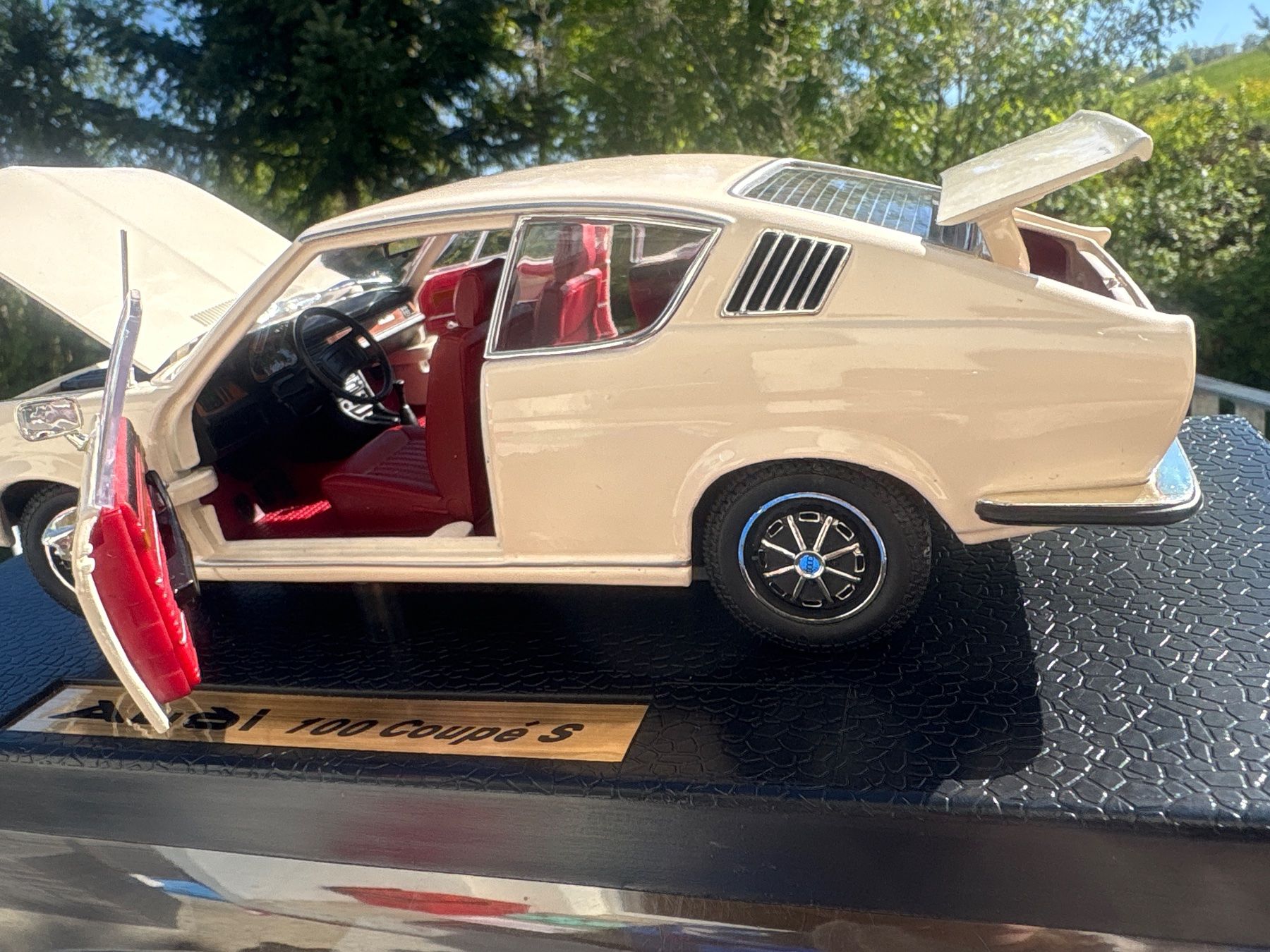 Audi Modellini d'auto: Audi 100 S Coupé 1:18 1975 – Nuovo e nell'imballaggio originale da Aarwangen venduto da kah_79t5 2