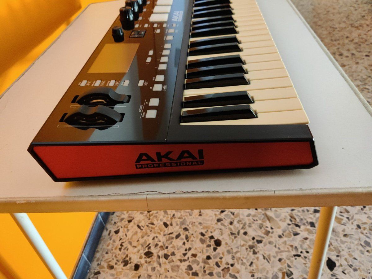 Akai Strumenti musicali: Akai Professional Advance 49 MIDI Keyboard Controller – Usato da Novazzano venduto da cri_kd9t 4
