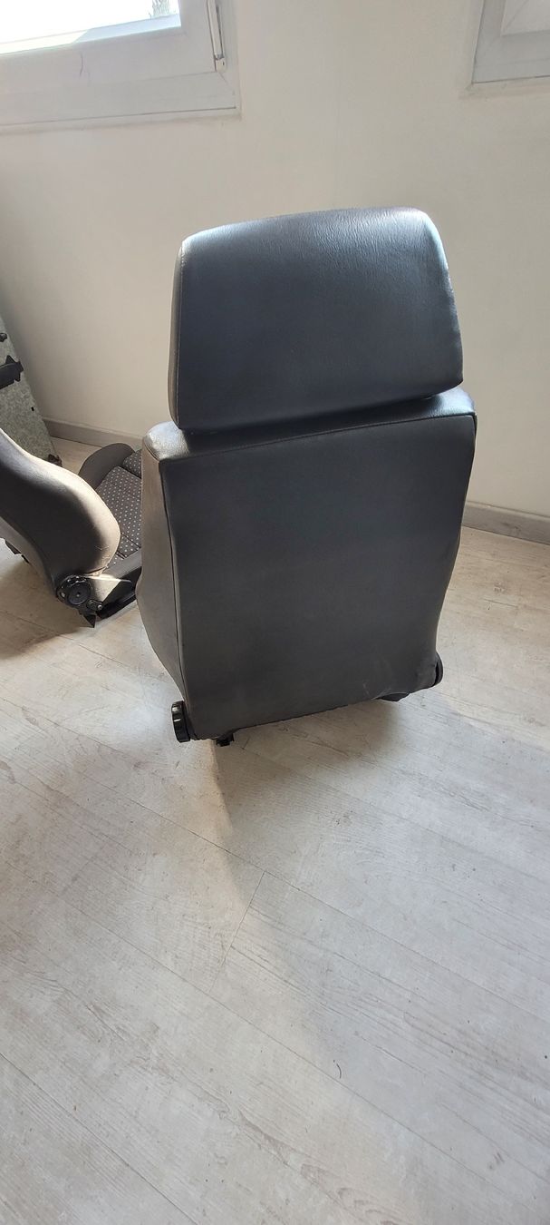 Recaro Toutes les pièces auto: Sièges Recaro – D'occasion à Ecublens VD par Sarmale542 4