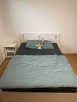 IKEA Bett mit gemütlicher Matratze
