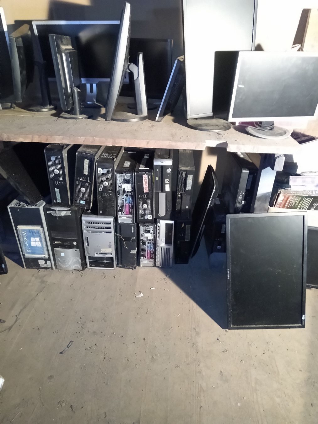 PCs: Computer Material+elektronik restposten – Gebraucht aus Wila von delphi48 2