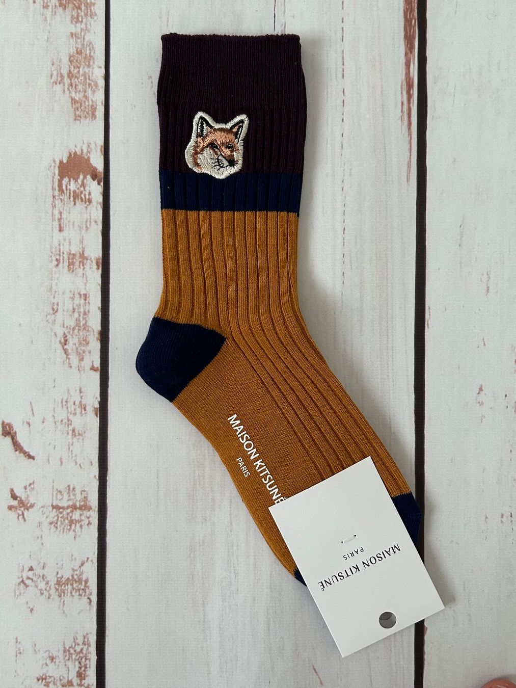 Calze: Socks  Socken Maison Kitsune with embroidered patch fox logo – Nuovo e nell'imballaggio originale da Zürich venduto da Ferienan 3