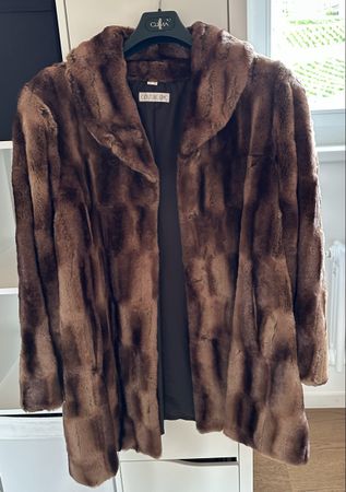 Hochwertige Kunstpelzjacke