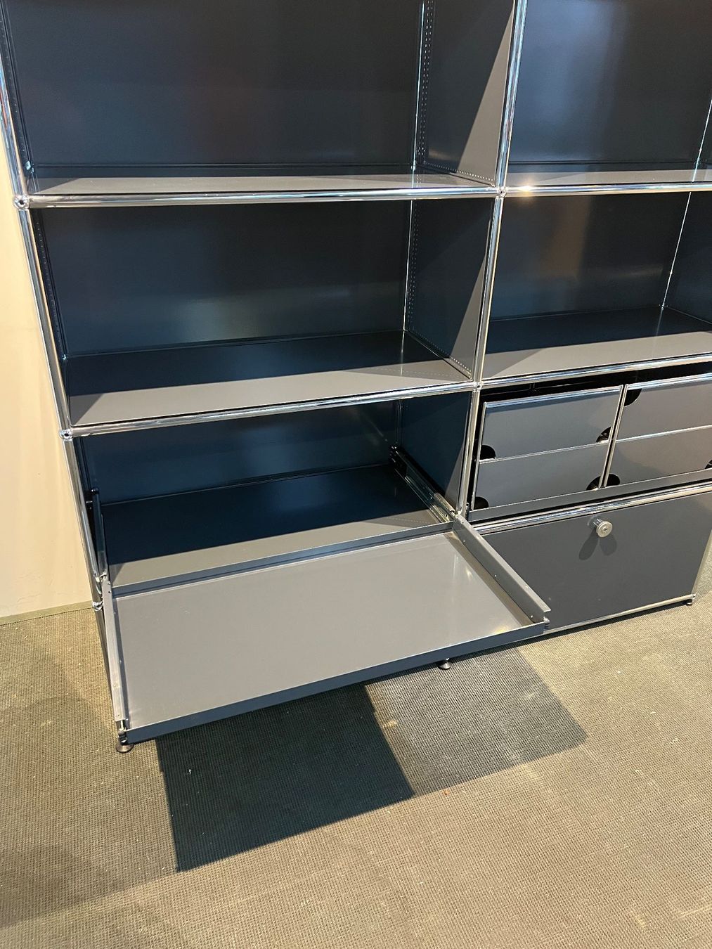 USM Regale: 008 USM Haller Möbel 2x4 – Gebraucht aus Wangen an der Aare von TBYN 6