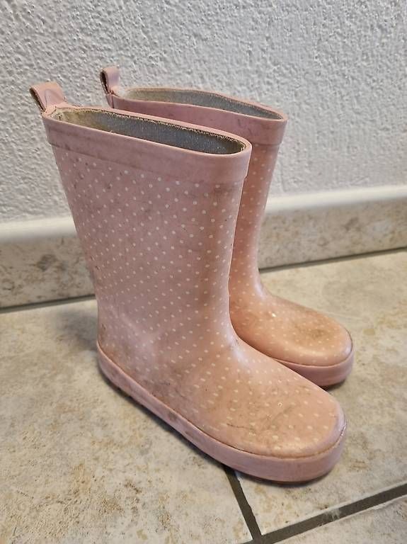 Schuhe für Mädchen: Gummistiefel Grösse 28 – Gebraucht aus Horw von arco35