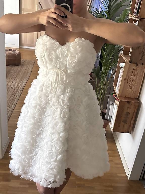 Vestiti: Robe de mariée  – Usato da Vevey venduto da nis_nj5p 3