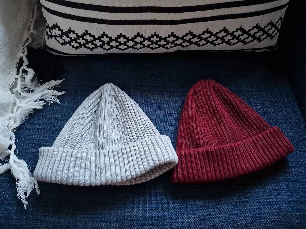 Copricapi, berretti & cappellini: Zwei neue "Beanie-Mütze. – Usato da Bern venduto da Huha1 1