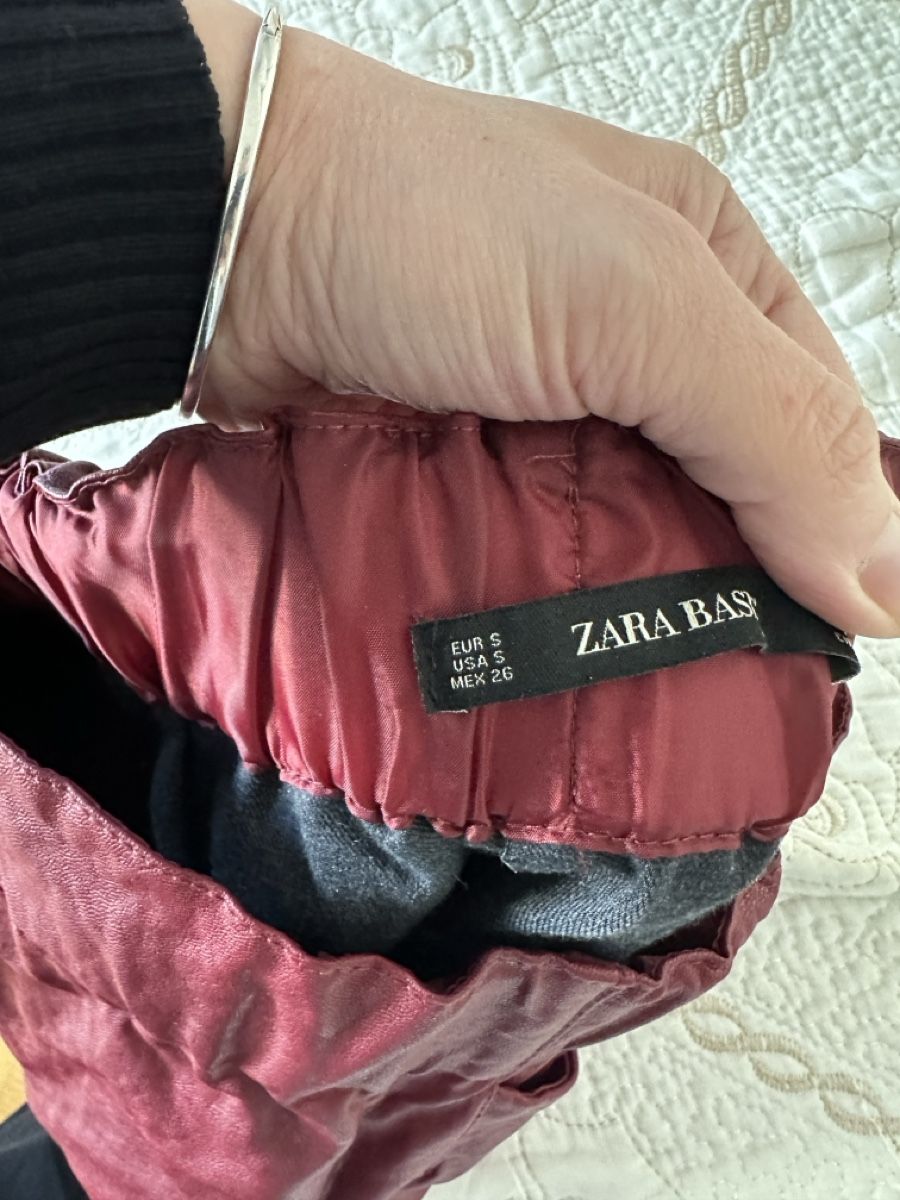 Zara Gonne: Zara Lederrock, bordeauxrot, Gr. S – Nuovo (secondo la descrizione) da Basel venduto da FatmaCan52 2
