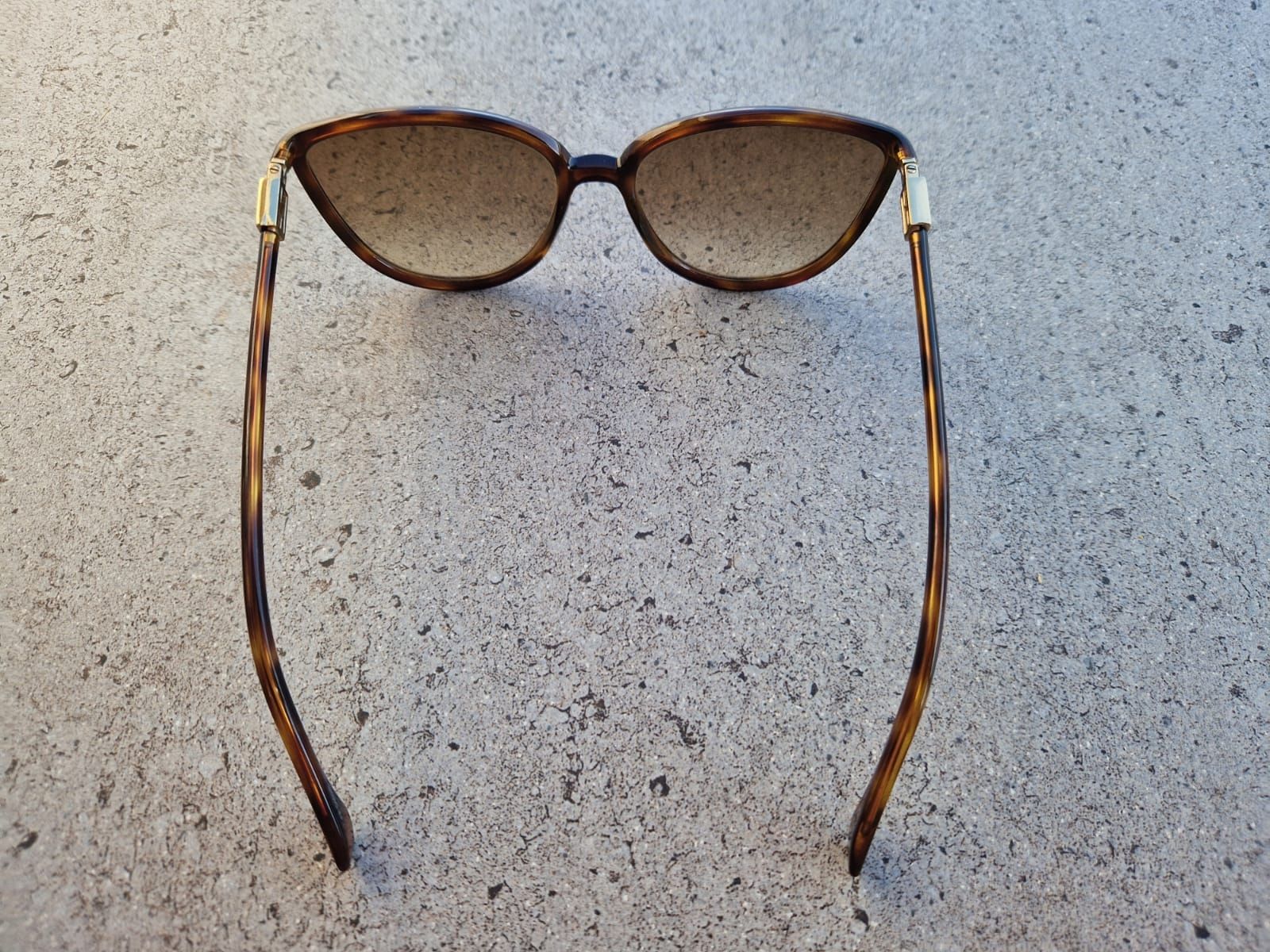 Fendi Brillen & Gläser: Fendi Sonnenbrille – Gebraucht aus Au ZH von lau_tc7h 1