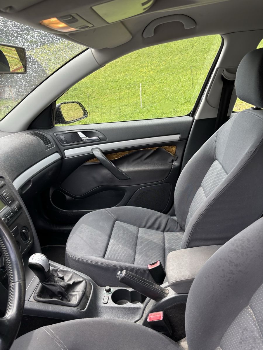Skoda Automobili: Skoda Octavia Combi 4x4 – Usato da Flums venduto da Dominic043 7