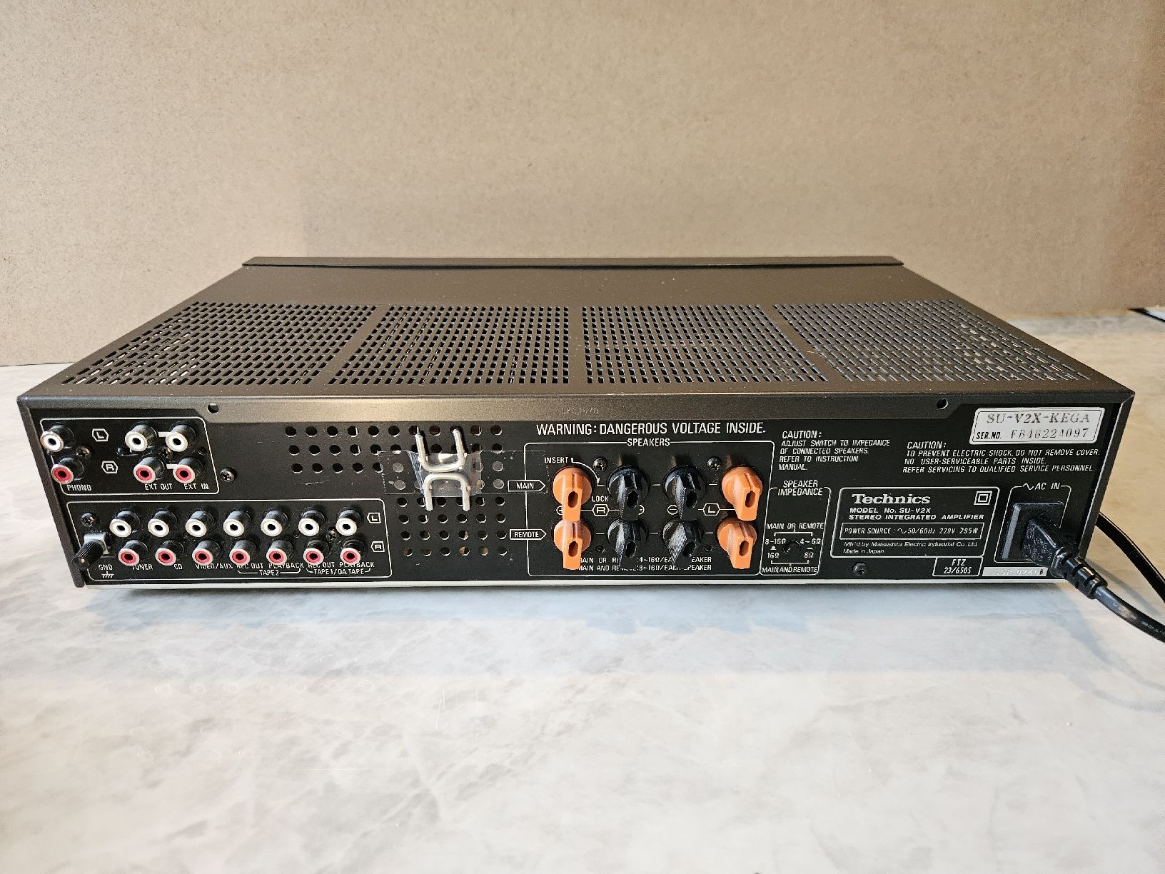 Technics Amplificatori: Technics Verstärker SU-V2X – Usato da Ittigen venduto da rue_t7my 2