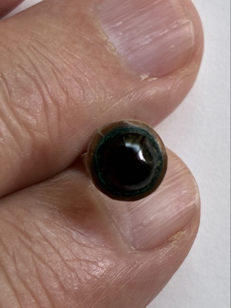 Ohrringe & -stecker: Orecchino di granato – Gebraucht aus Grono von Danny1960 1