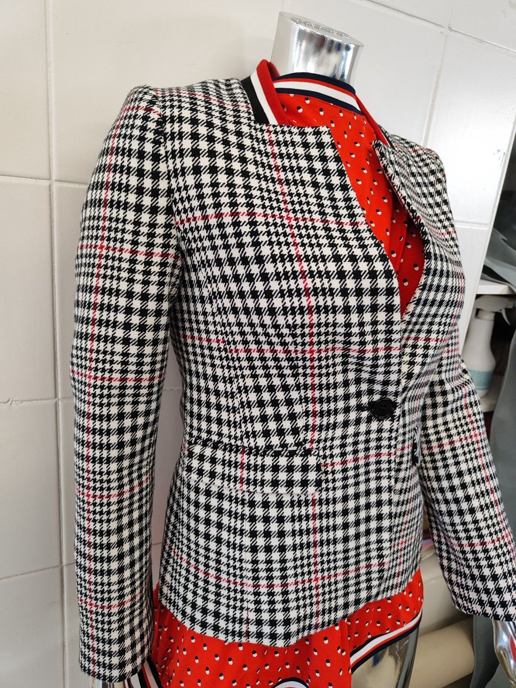 Kookai Giacche: Kookai Blazer GR 36 – Usato da Langnau am Albis venduto da Judithsebi 4
