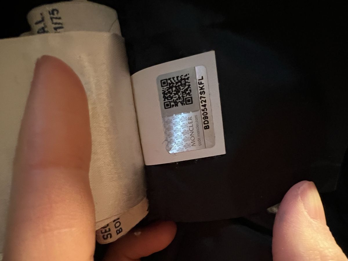Moncler Giacche: Moncler Jacke – Usato da Zürich venduto da melionjourney 6