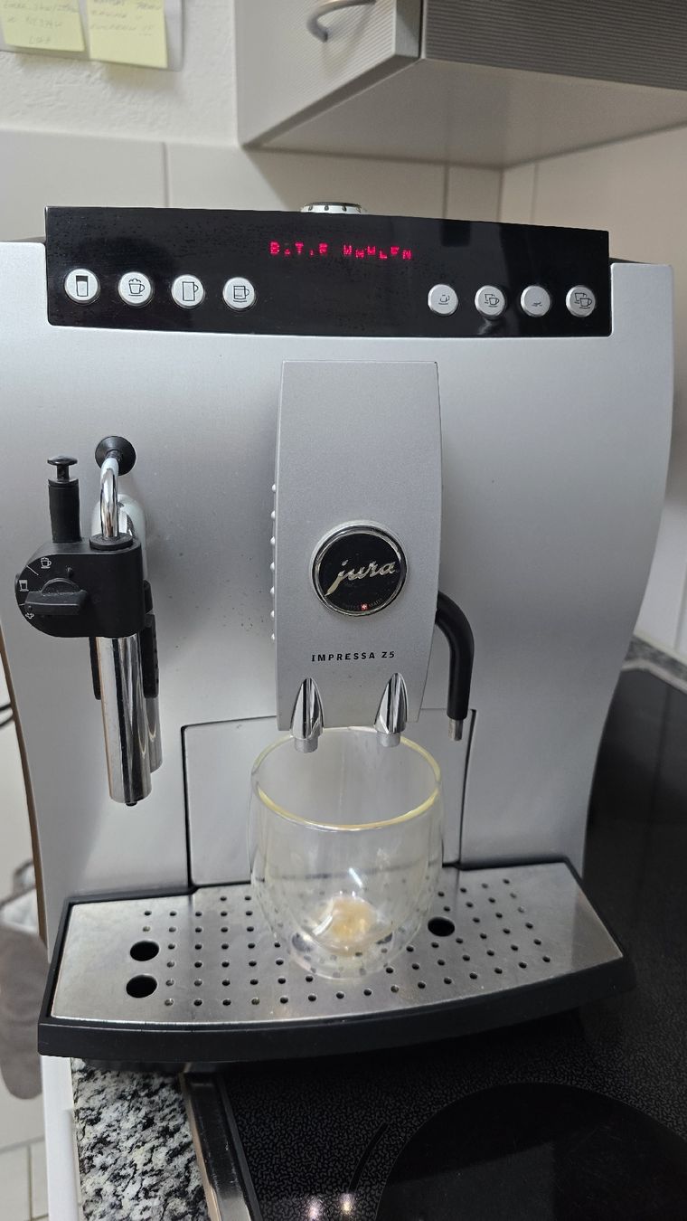 Jura Macchine per caffè & Macchine per espresso: jura impressa z5 – Usato da Dättwil AG venduto da Jole4 5