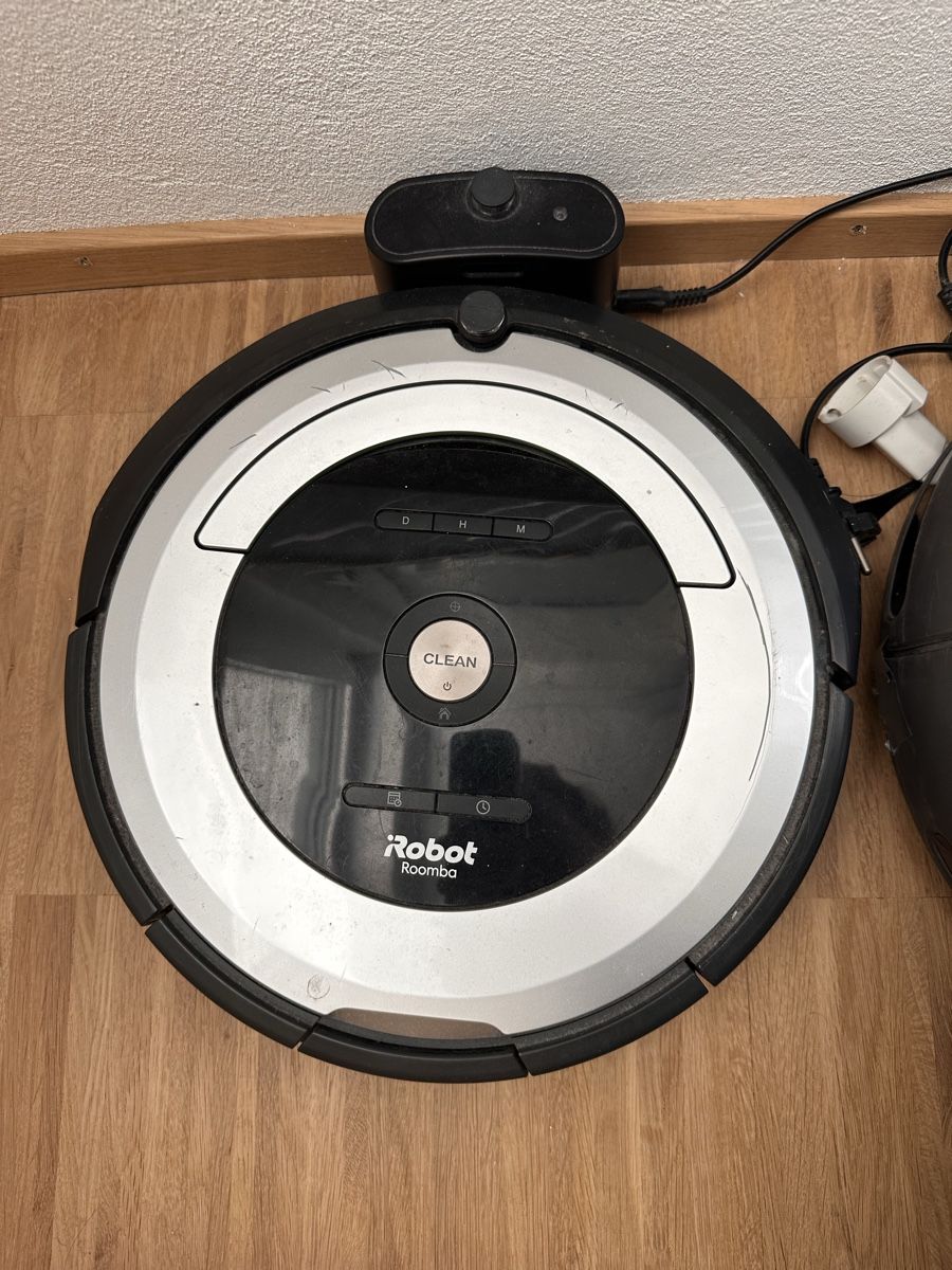 Irobot Staubsauger & Zubehör: iRobot Roomba 680 – Gebraucht aus Oberengstringen von Recharles