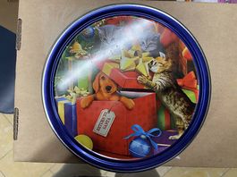Lustige Kecksdose aus Blech mit Katzen Hund Weihnacht Moriv