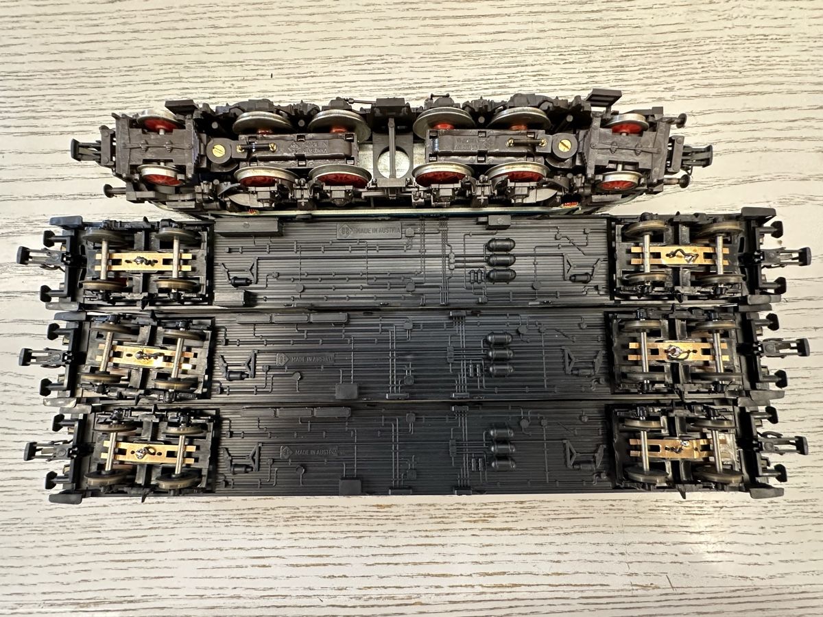Roco Modellini di ferrovie: Roco 4141A DB BR 118 Personenzug – Usato da Lupsingen venduto da New-Haven 4