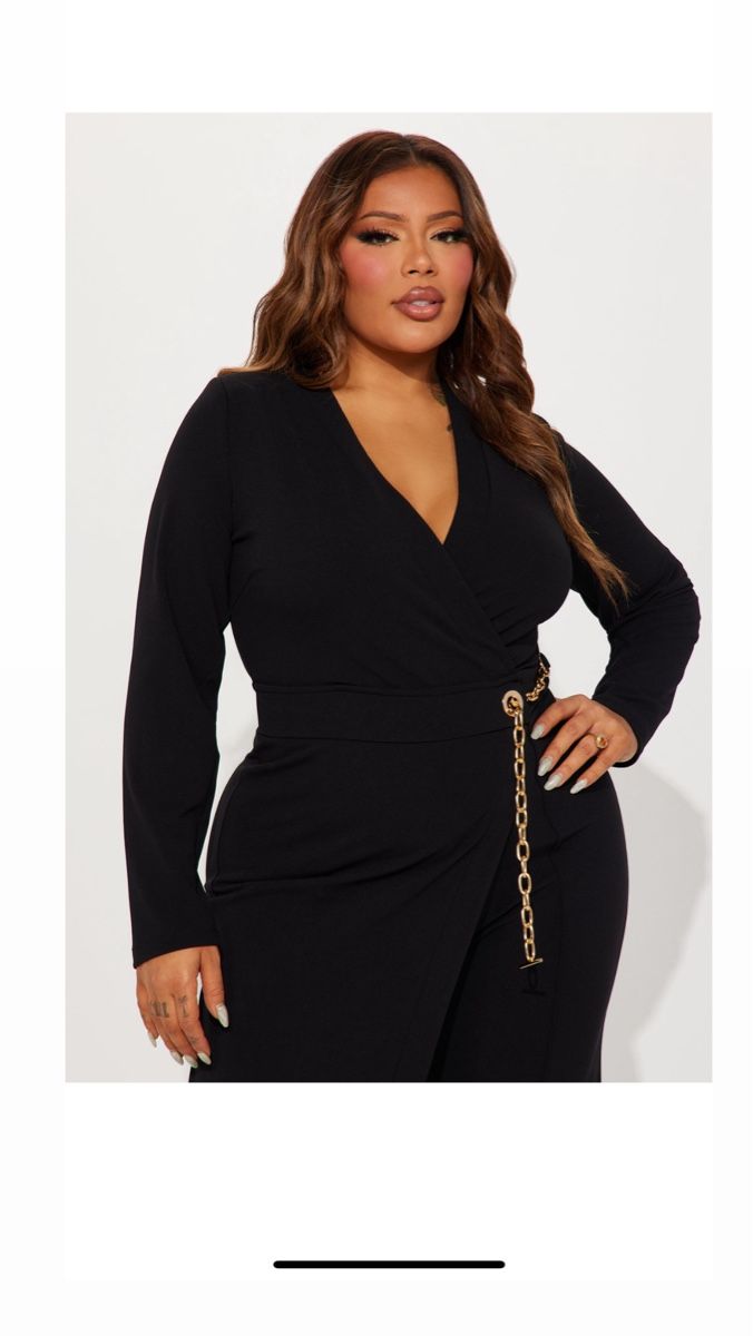 Jumpsuits: Schwarzer Jumpsuit mit Kette, Plussize Gr. 48, elegant – Neu und originalverpackt aus Zug von Leerminschrank 1
